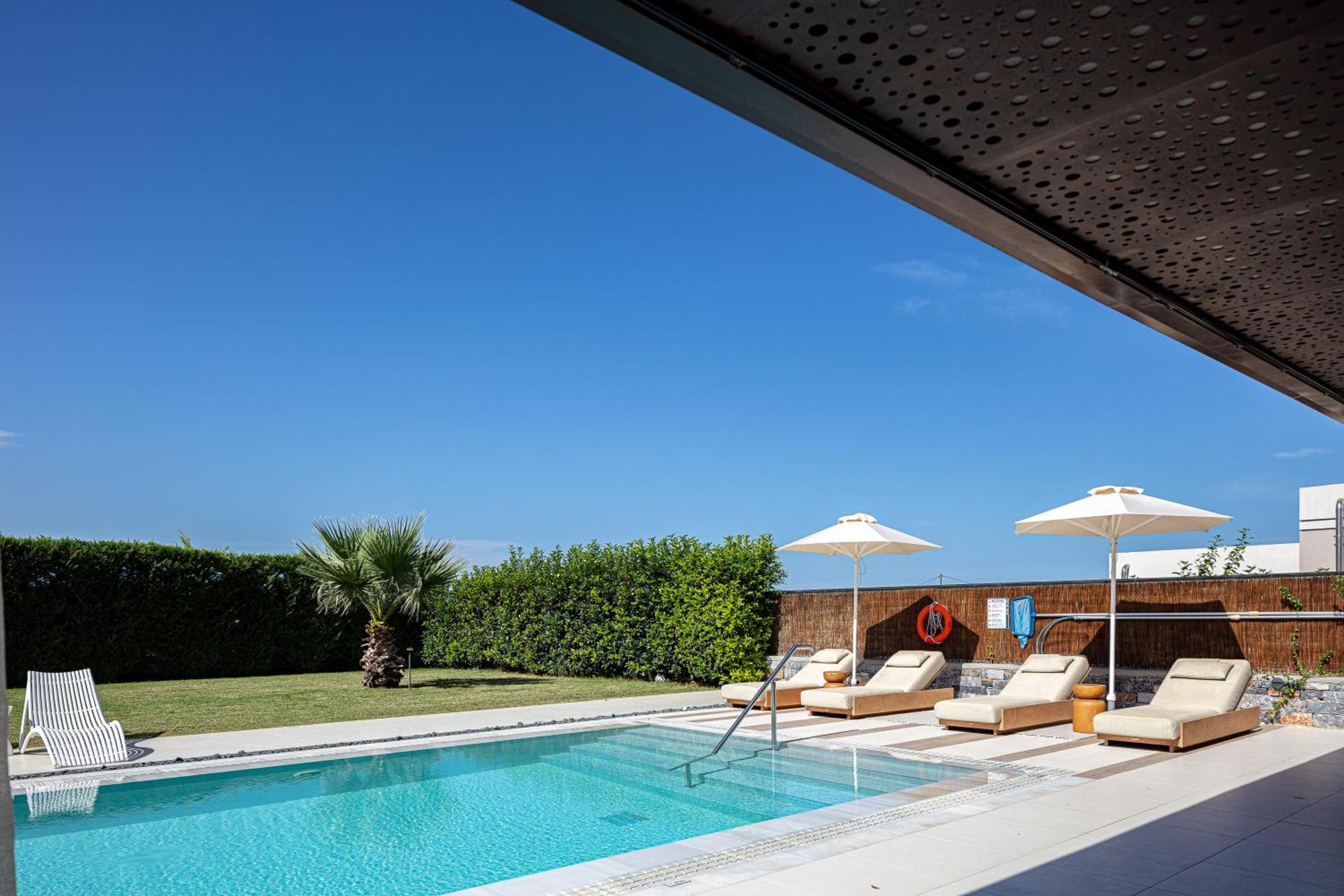 Terrazzo Luxury Villas Pigianos Kampos  Exterior photo